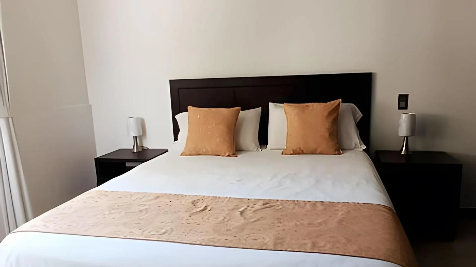 307 Moderno Aparta-Suite En Versalles Tipo Loft - Cali Tower Suites & Lofts شقة